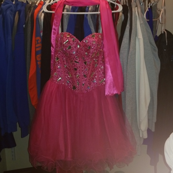 Dress - Picture 3 of 3